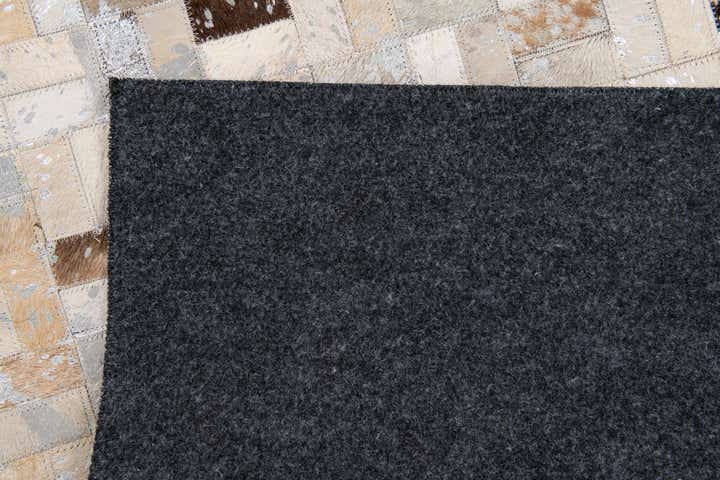 5' 3 x 7' 6 Cowhide Stocks Rug