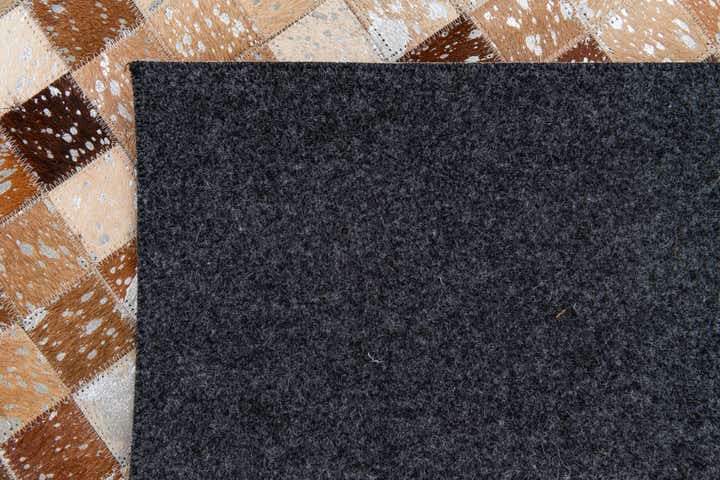 5' 3 x 7' 6 Cowhide Stocks Rug