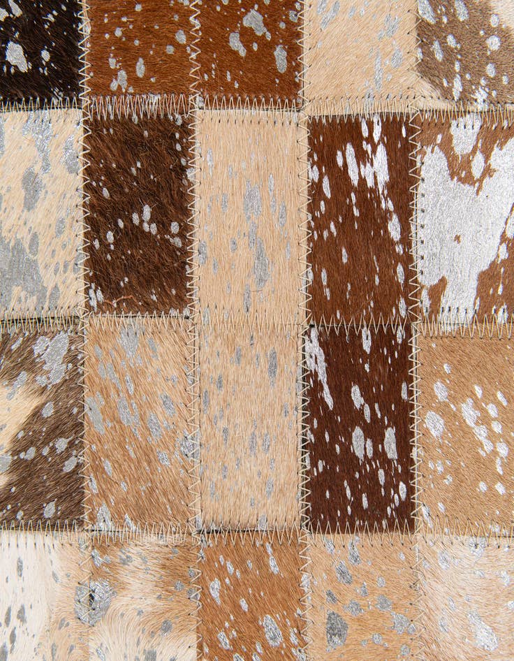Detail image of 5' 2 x 7' 6 Cowhide Stocks Rug