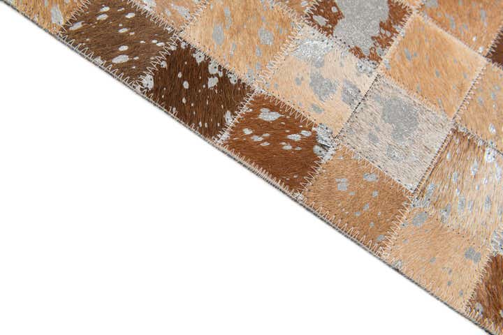 5' 3 x 7' 7 Cowhide Stocks Rug