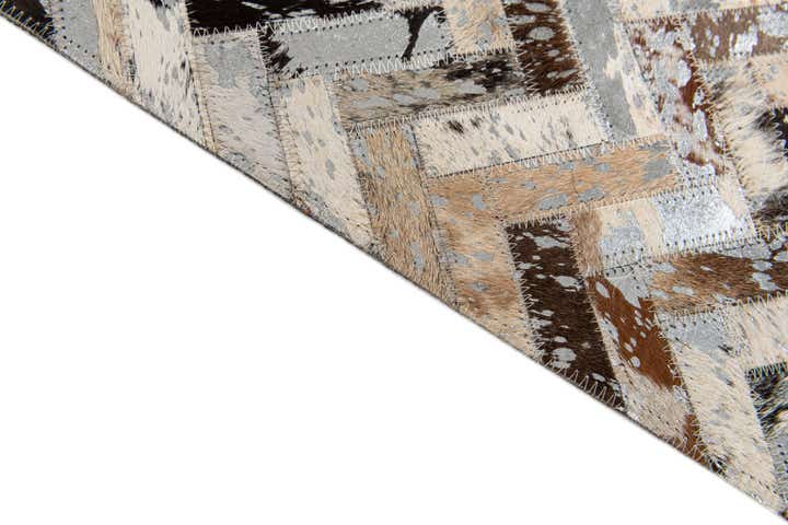 5' 3 x 7' 8 Cowhide Stocks Rug