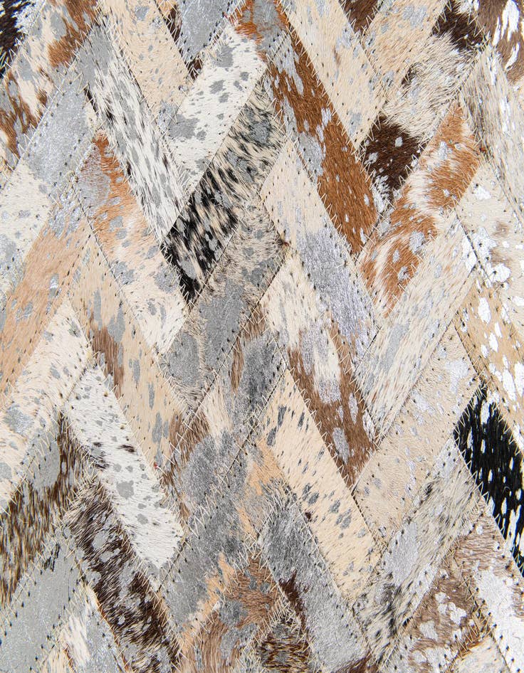 Detail image of 5' 4 x 7' 7 Cowhide Stocks Rug
