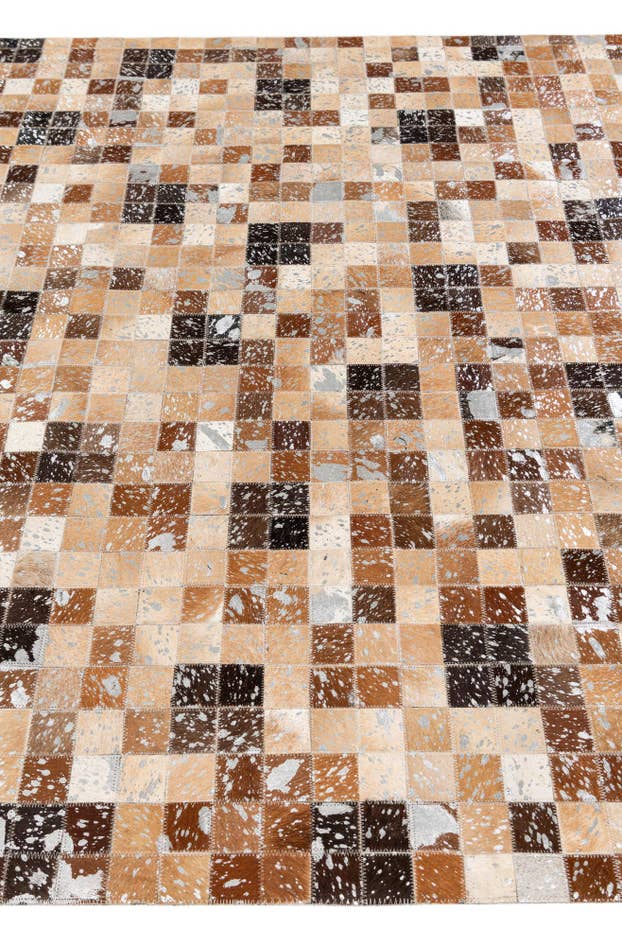 Detail image of 5' 3 x 7' 7 Cowhide Stocks Rug
