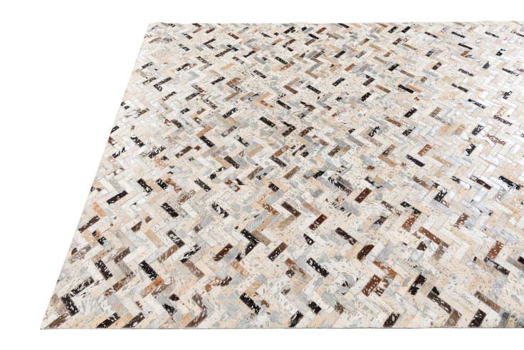 Detail image of 5' 4 x 7' 4 Cowhide Stocks Rug