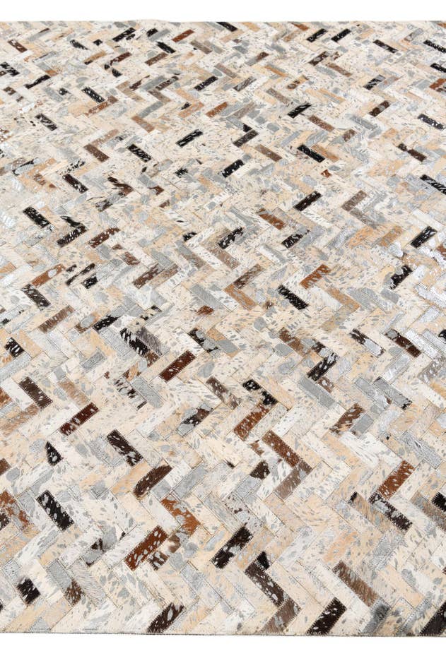 Detail image of 5' 4 x 7' 4 Cowhide Stocks Rug