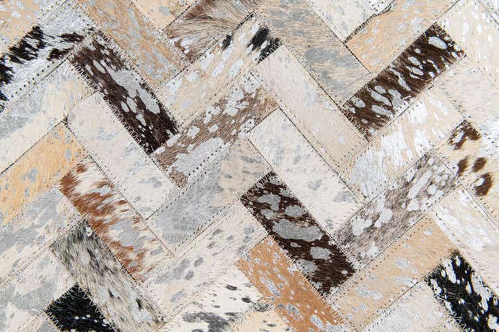 5' 3 x 7' 3 Cowhide Stocks Rug