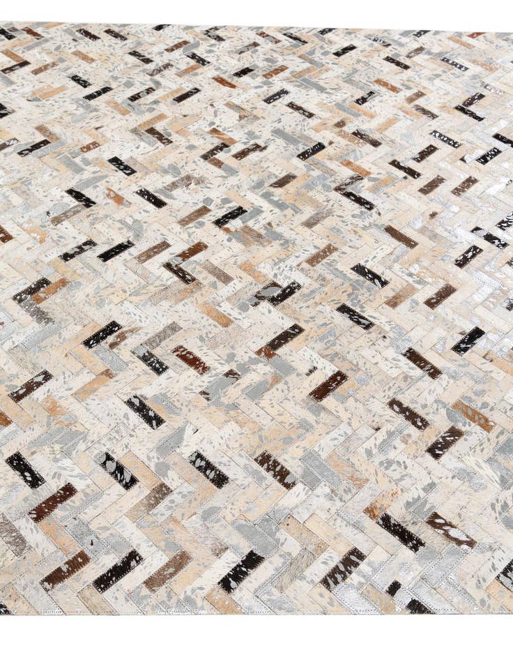 Detail image of 5' 3 x 7' 6 Cowhide Stocks Rug