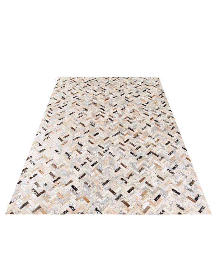 5' 5 x 7' 6 Cowhide Stocks Rug