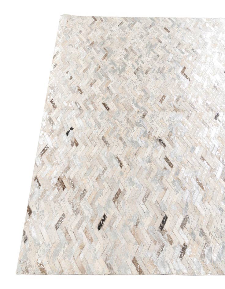 Detail image of 5' 5 x 7' 6 Cowhide Stocks Rug