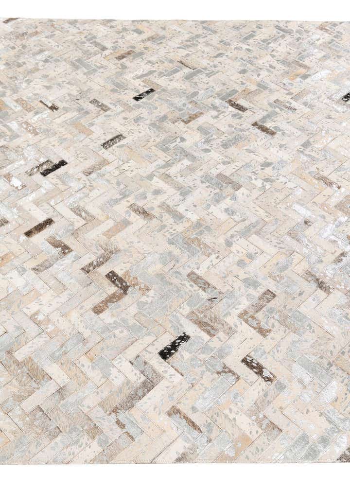5' 4 x 7' 7 Cowhide Stocks Rug