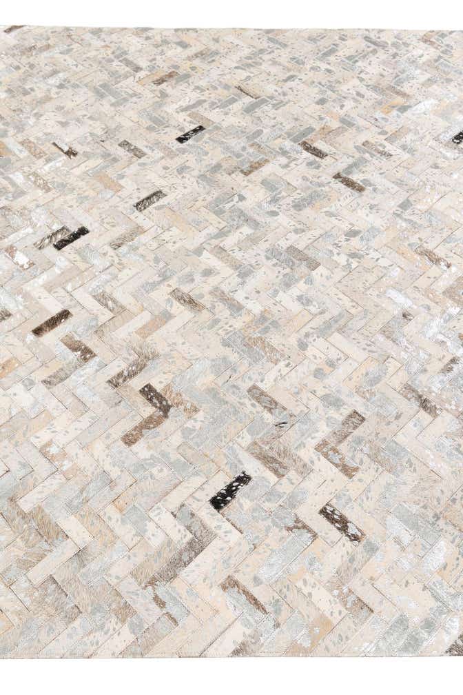 5' 4 x 7' 7 Cowhide Stocks Rug