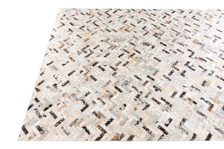 Detail image of 5' 4 x 7' 6 Cowhide Stocks Rug