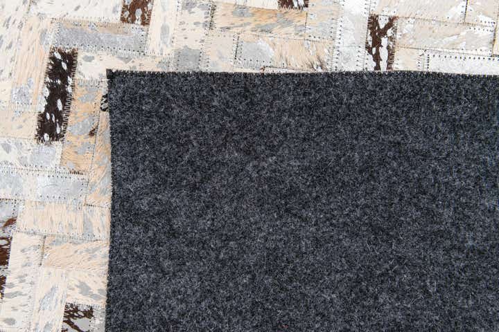 5' 4 x 7' 6 Cowhide Stocks Rug