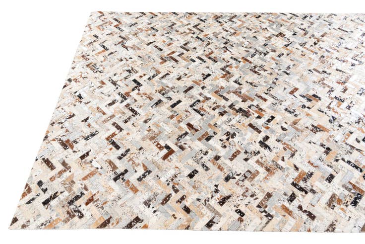 Detail image of 5' 3 x 7' 5 Cowhide Stocks Rug