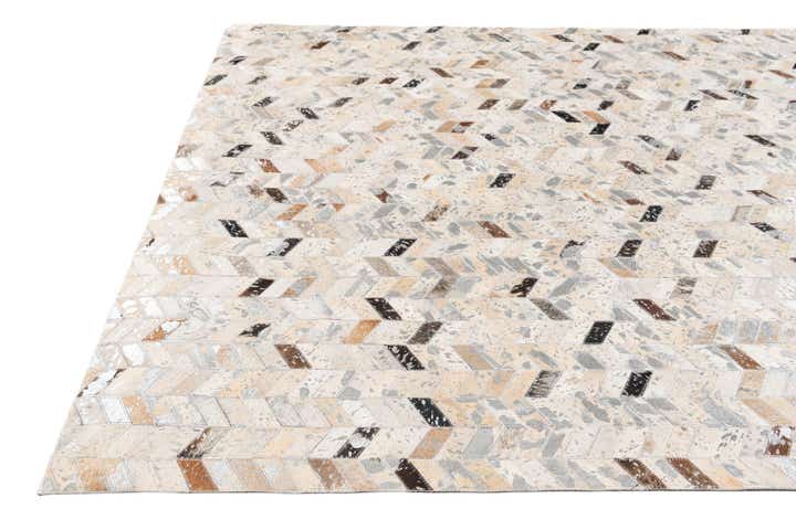 5' 4 x 7' 8 Cowhide Stocks Rug
