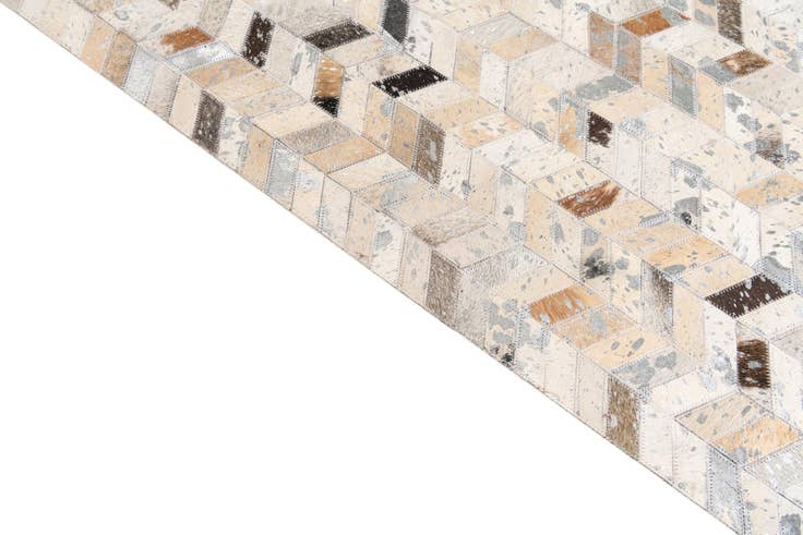 Detail image of 5' 4 x 7' 7 Cowhide Stocks Rug