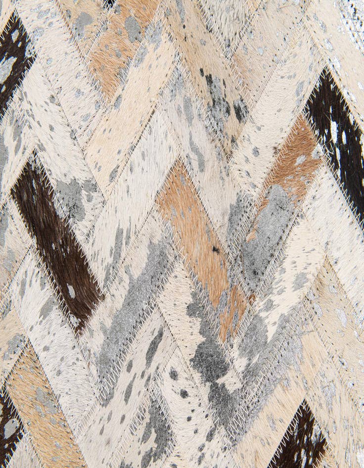 Detail image of 5' 4 x 7' 7 Cowhide Stocks Rug