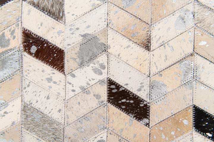 5' 4 x 7' 7 Cowhide Stocks Rug