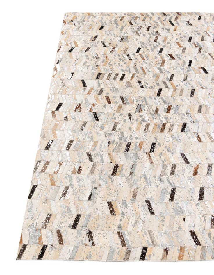 Detail image of 5' 4 x 7' 7 Cowhide Stocks Rug