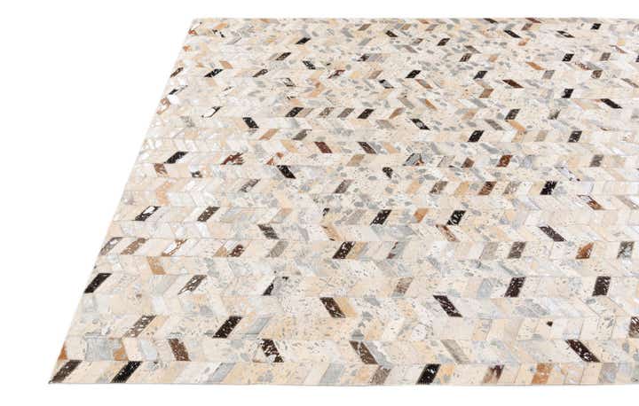 5' 4 x 7' 7 Cowhide Stocks Rug