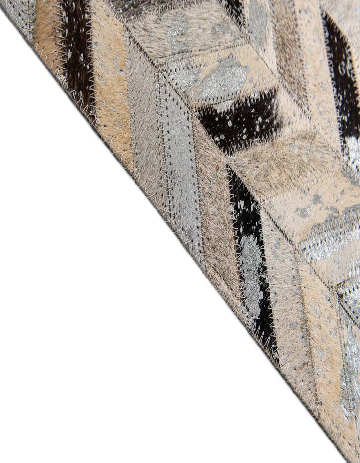Detail image of 5' 3 x 7' 6 Cowhide Stocks Rug