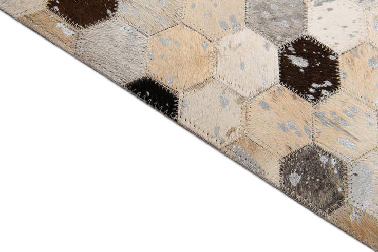 Detail image of 5' 3 x 7' 6 Cowhide Stocks Rug