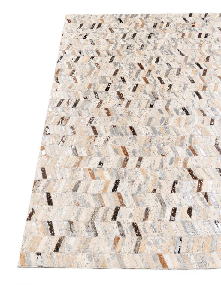 Detail image of 5' 4 x 7' 6 Cowhide Stocks Rug