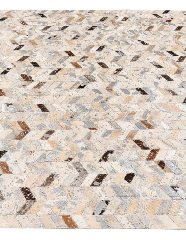 Detail image of 5' 4 x 7' 6 Cowhide Stocks Rug