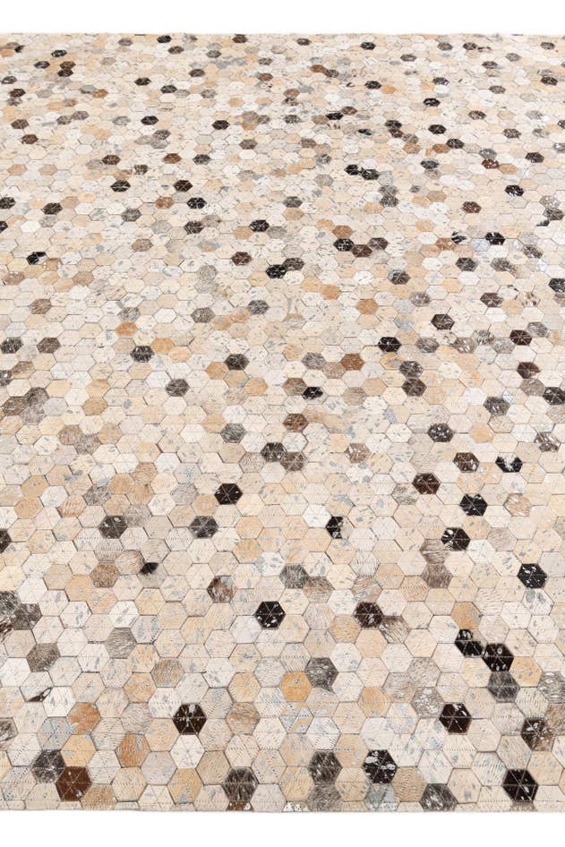 Detail image of 5' 6 x 7' 7 Cowhide Stocks Rug
