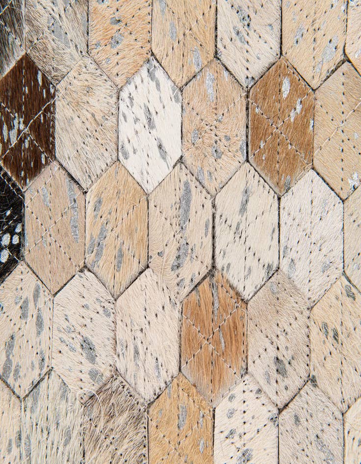 Detail image of 5' 6 x 7' 7 Cowhide Stocks Rug