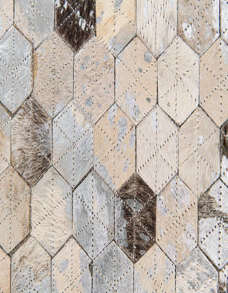Detail image of 5' 4 x 7' 7 Cowhide Stocks Rug