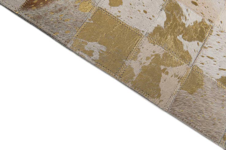 Detail image of 5' 2 x 8' 1 Cowhide Stocks Rug