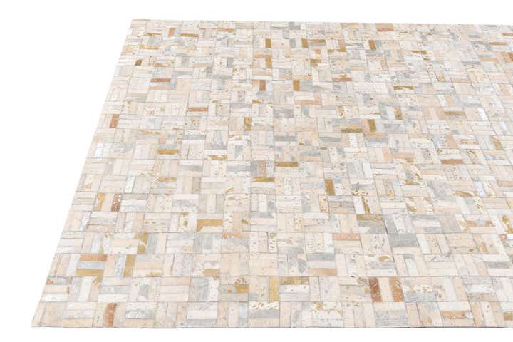 5' 1 x 8' Cowhide Stocks Rug