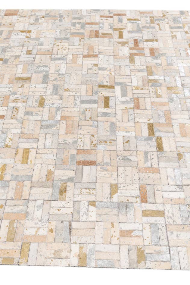 Detail image of 5' 1 x 8' Cowhide Stocks Rug