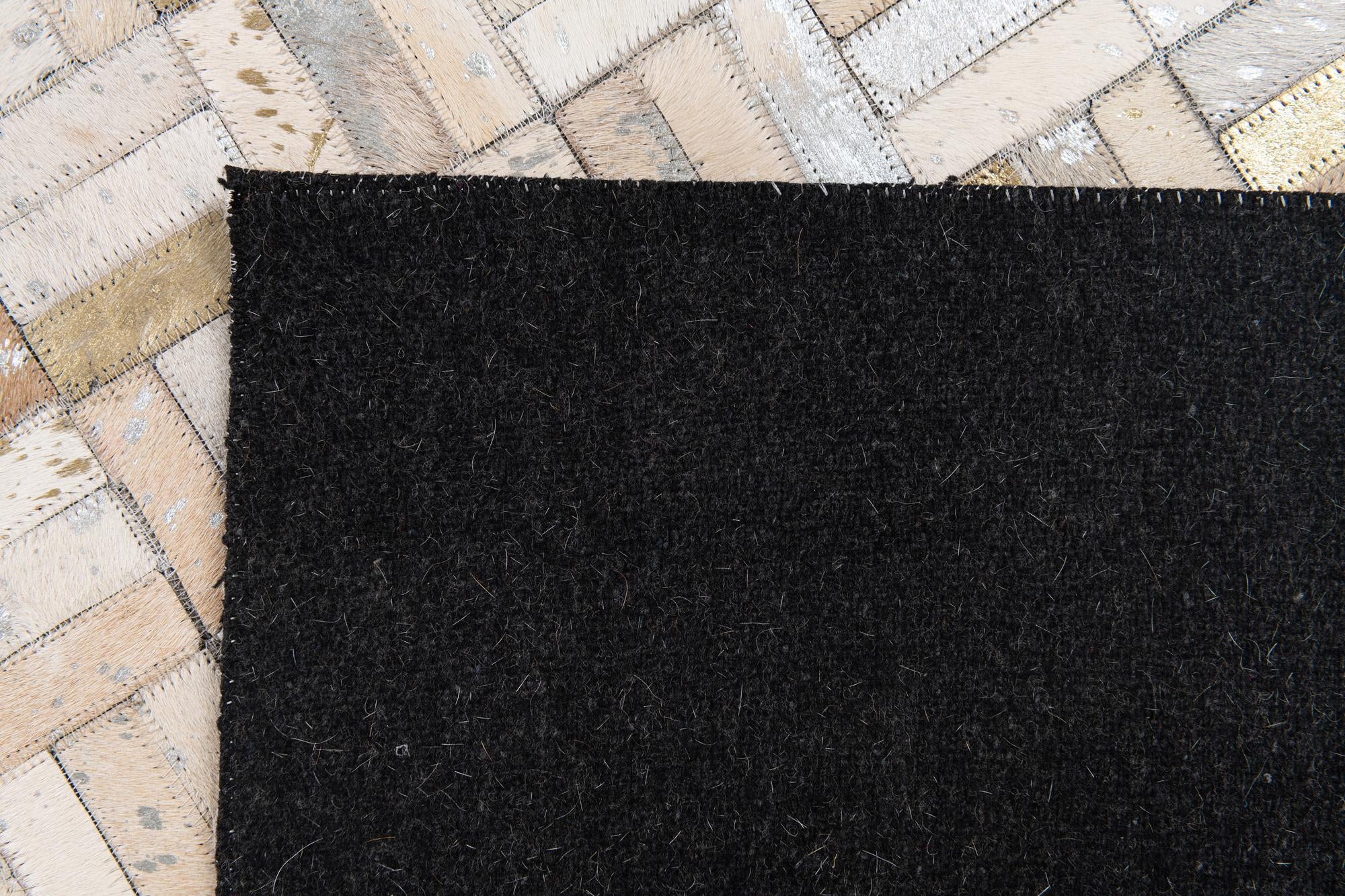 5' 1 x 8' Cowhide Stocks Rug