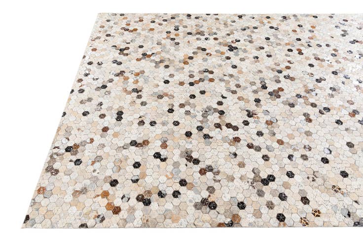 Detail image of 5' 4 x 7' 7 Cowhide Stocks Rug