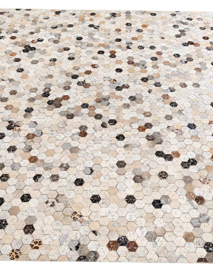 Detail image of 5' 4 x 7' 7 Cowhide Stocks Rug