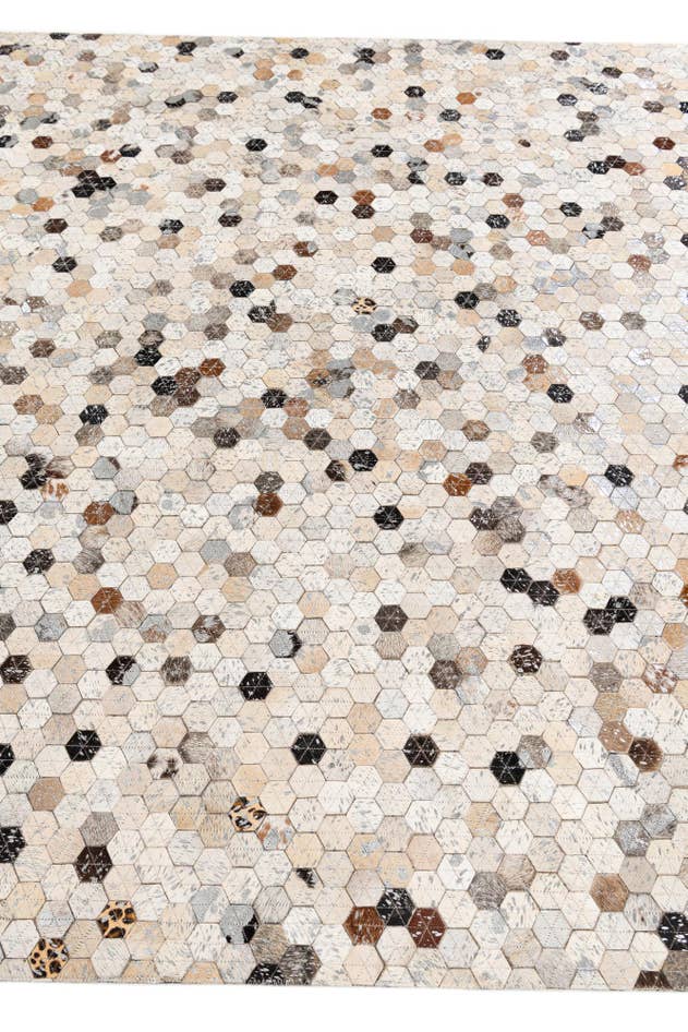 Detail image of 5' 4 x 7' 7 Cowhide Stocks Rug