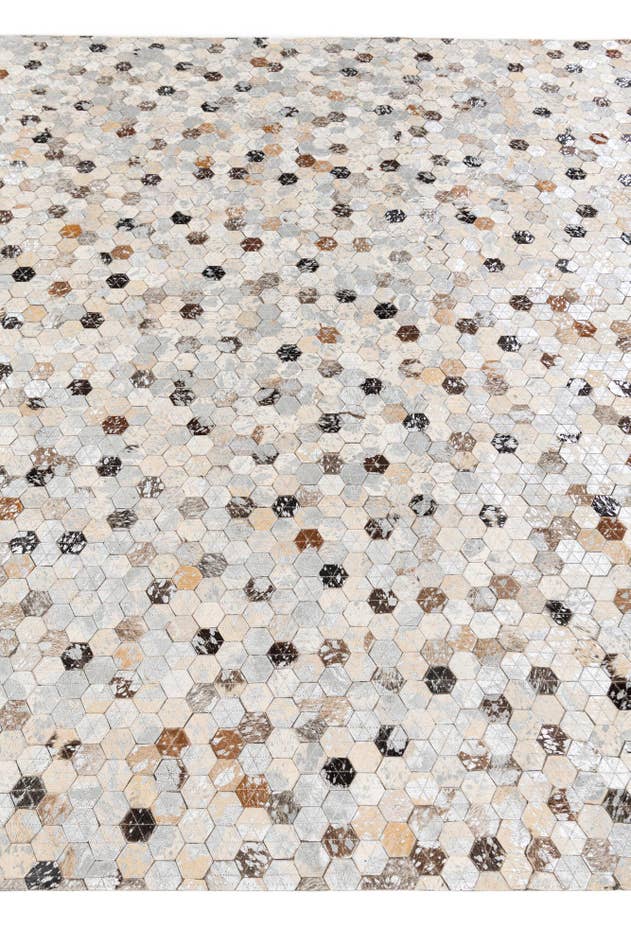 Detail image of 5' 4 x 7' 9 Cowhide Stocks Rug