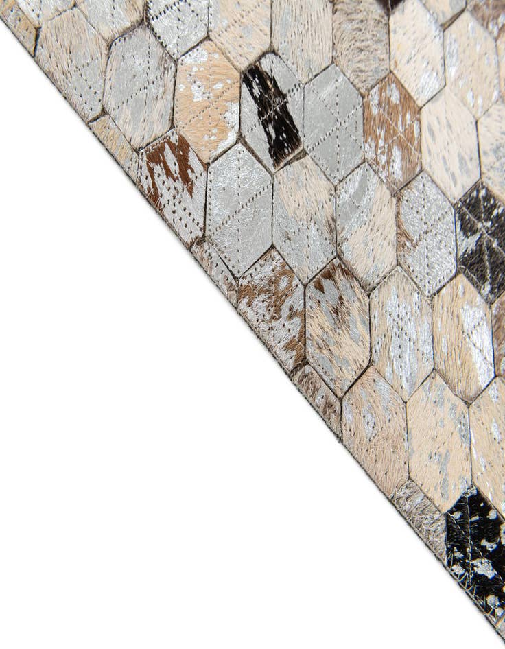 Detail image of 5' 4 x 7' 9 Cowhide Stocks Rug