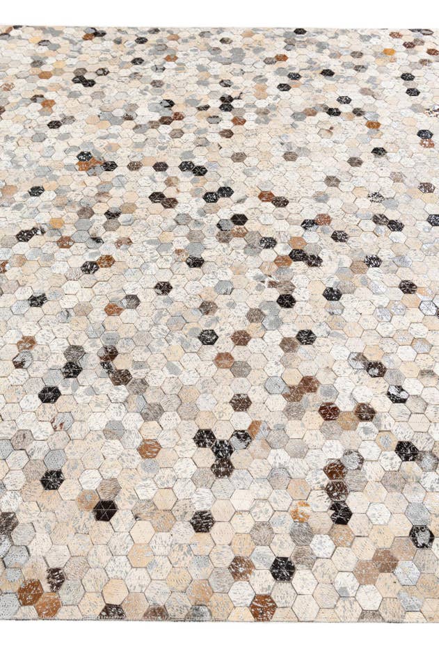 Detail image of 5' 3 x 7' 8 Cowhide Stocks Rug