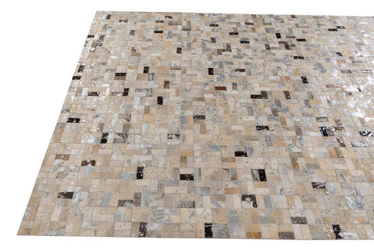Detail image of 5' 3 x 7' 6 Cowhide Stocks Rug