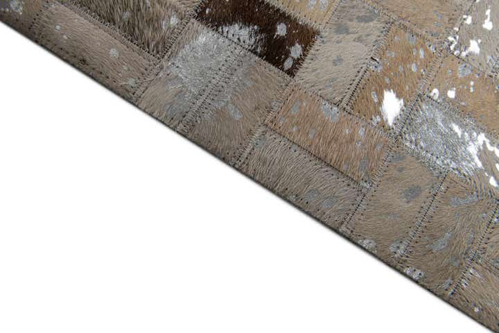5' 3 x 7' 6 Cowhide Stocks Rug