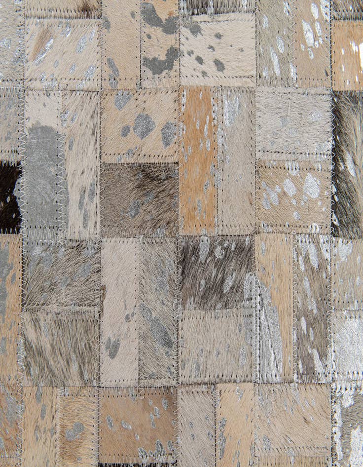 Detail image of 5' 3 x 7' 6 Cowhide Stocks Rug