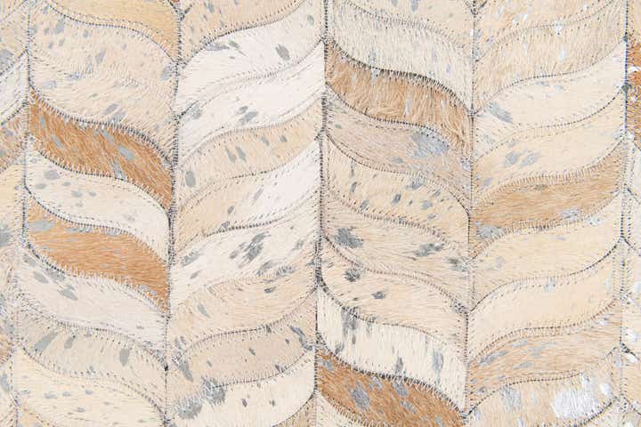 5' x 8' Cowhide Stocks Rug