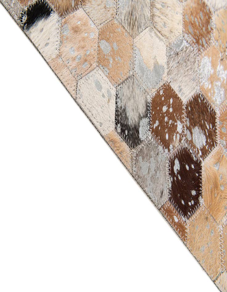 Detail image of 5' 4 x 7' 8 Cowhide Stocks Rug