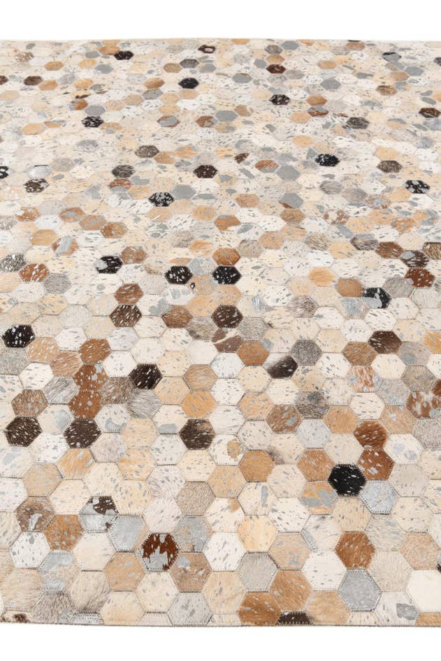Detail image of 5' 2 x 7' 5 Cowhide Stocks Rug