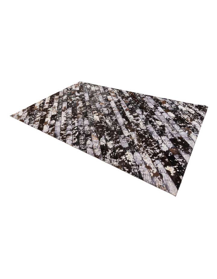 5' 1 x 8' Cowhide Stocks Rug
