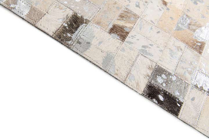 5' 4 x 7' 6 Cowhide Stocks Rug