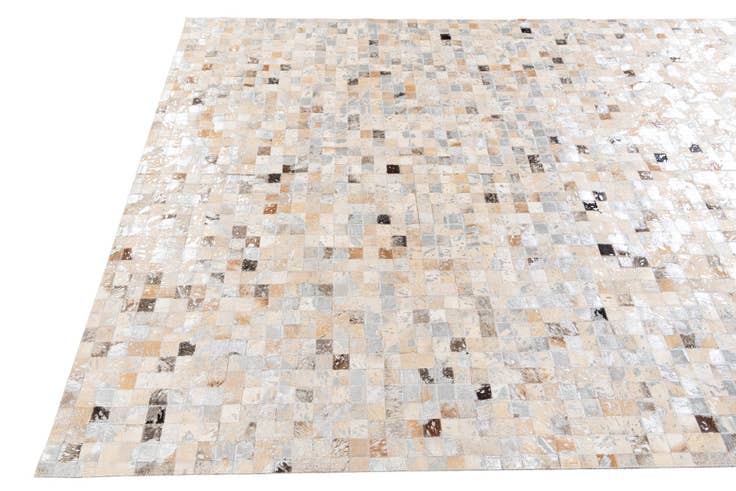 Detail image of 5' 5 x 7' 8 Cowhide Stocks Rug
